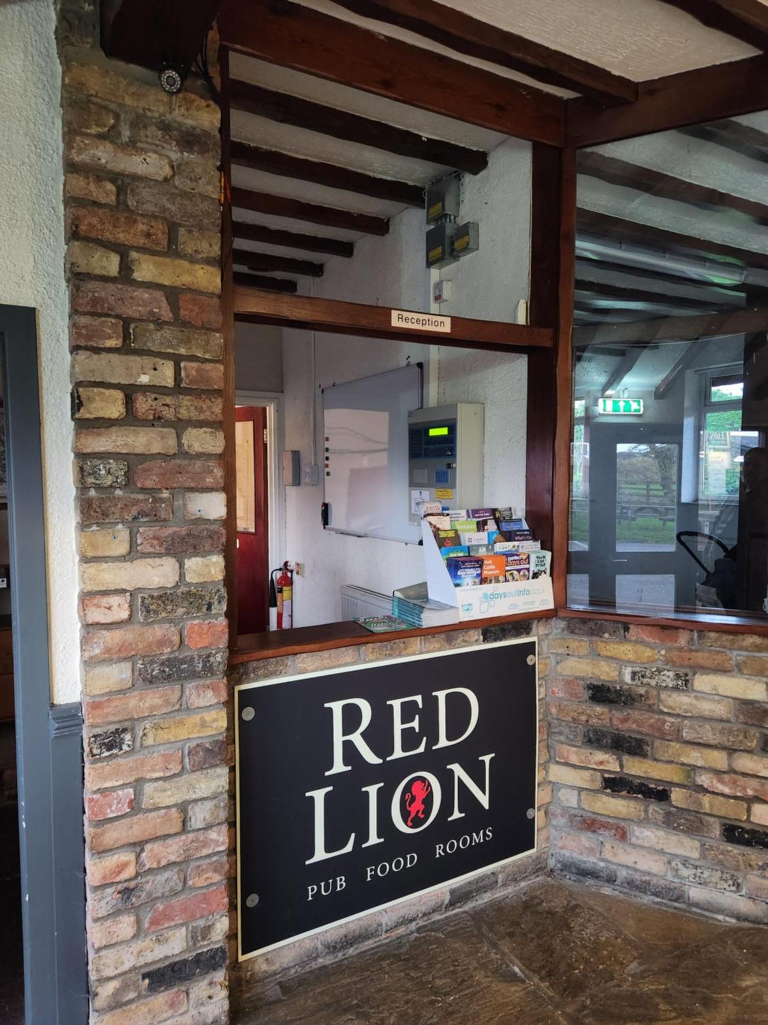 Red Lion Inn & Motel Йорк Екстериор снимка